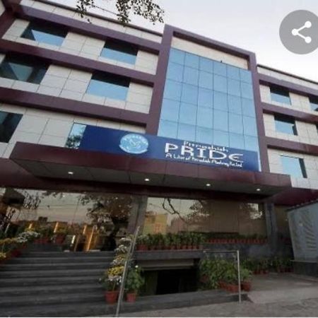 Hotel Pitrashish Pride Igi Intl Airport Delhi 외부 사진
