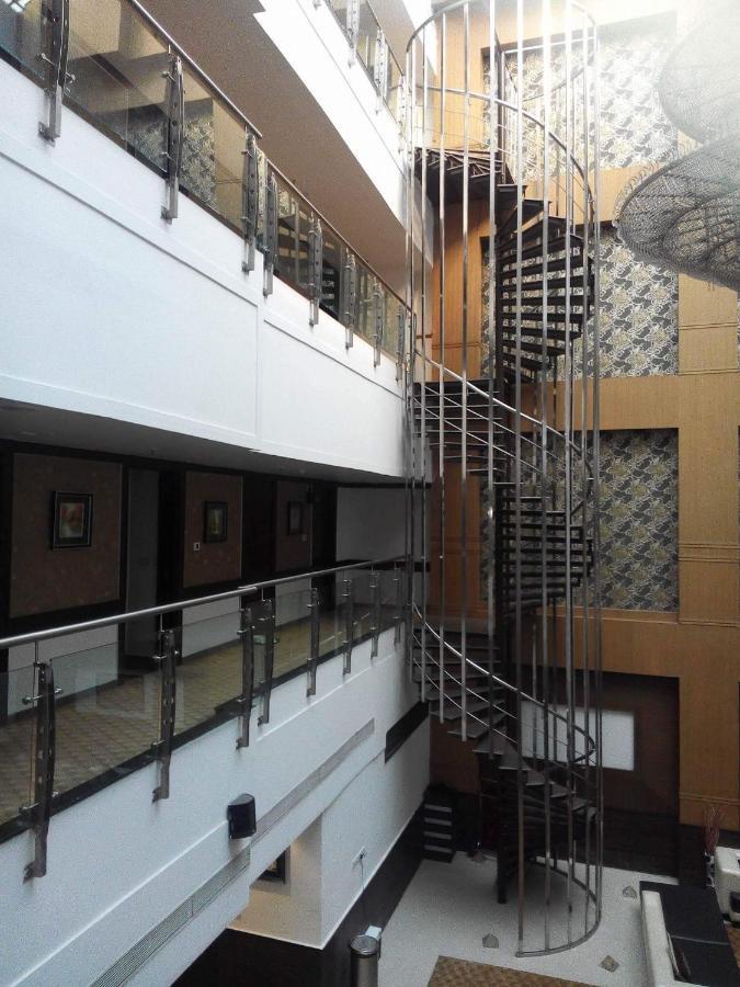 Hotel Pitrashish Pride Igi Intl Airport Delhi 외부 사진
