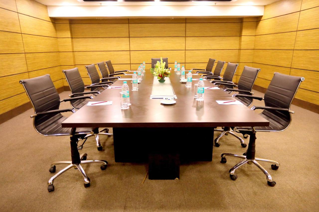 Hotel Pitrashish Pride Igi Intl Airport Delhi 외부 사진
