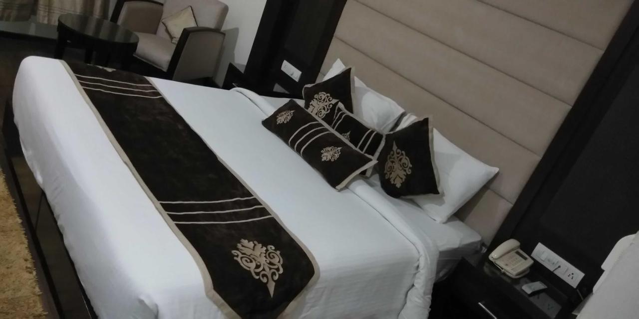 Hotel Pitrashish Pride Igi Intl Airport Delhi 외부 사진