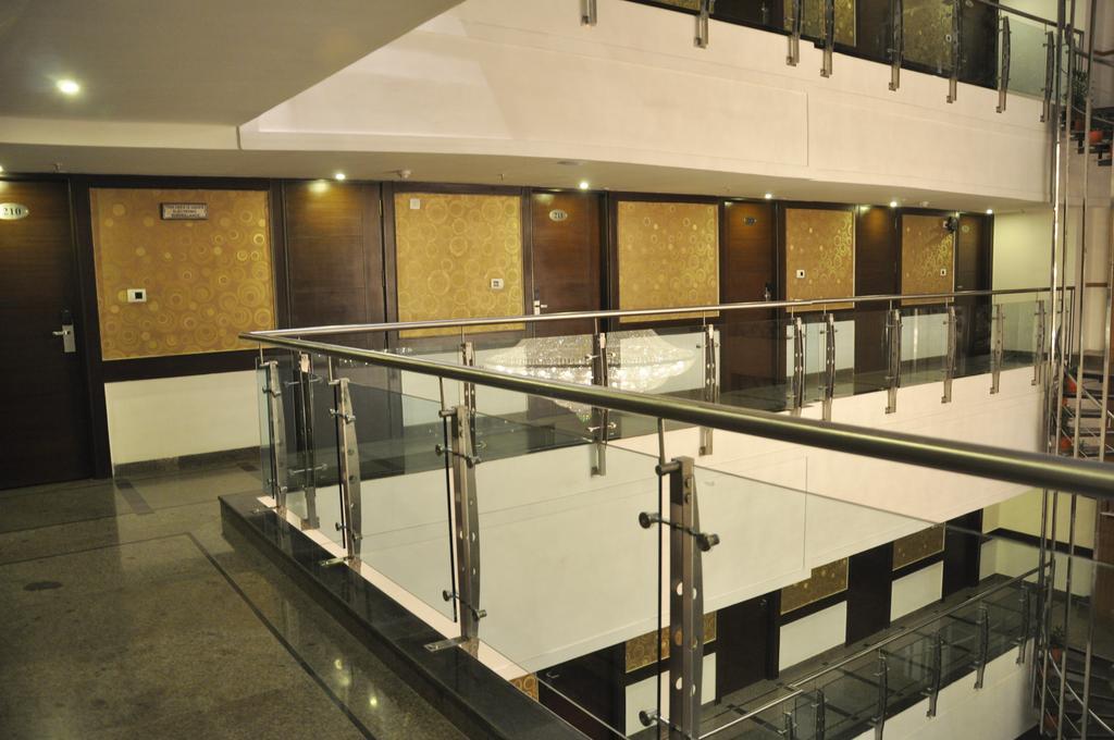 Hotel Pitrashish Pride Igi Intl Airport Delhi 외부 사진